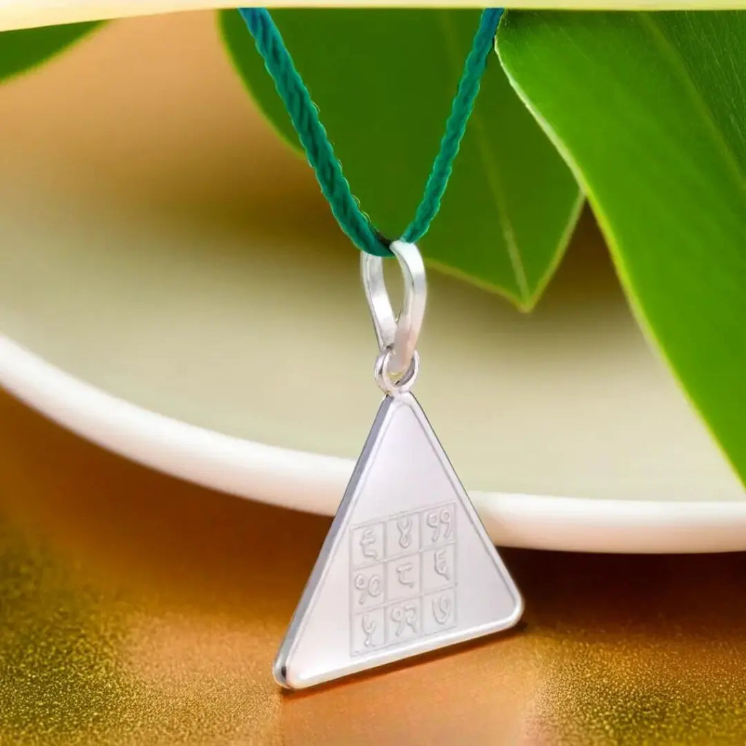 Budh Yantra Silver Locket (With Thread)