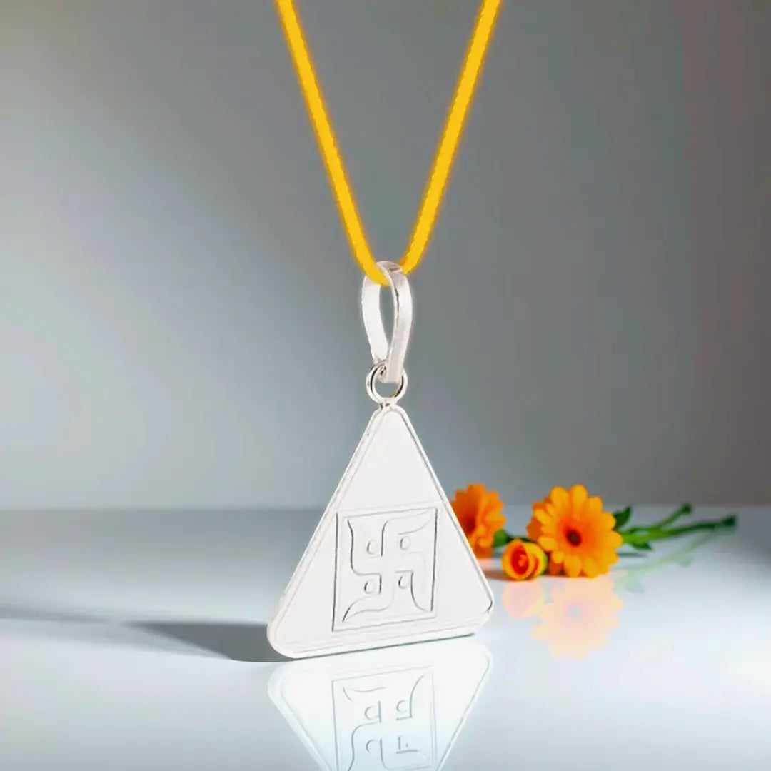 Maa Saraswati Yantra Silver Locket (With Thread)