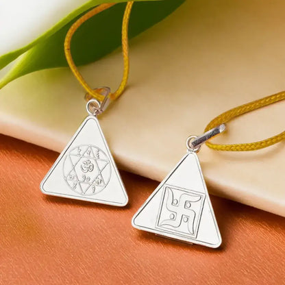 Gayatri Yantra Silver Locket (With Thread)