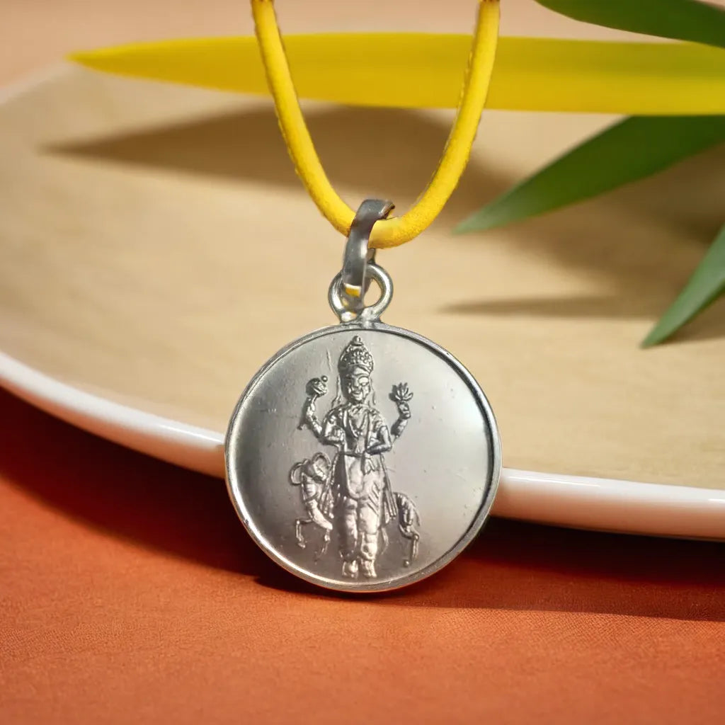 Shri Mangal Yantra Silver Locket (With Thread)